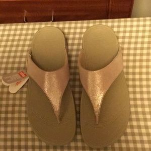 NWT Fit Flops Lulu